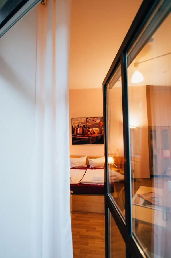 Hotel My Bed Dresden 0*,